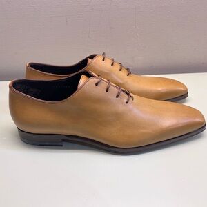 Hugo Boss Tan Leather Oxford Shoes Sleek Design